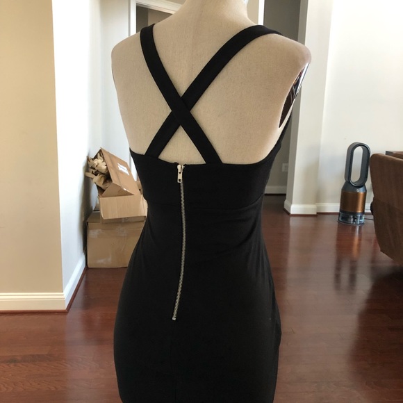 BEAUTIFUL LITTLE BLACK DRESS - Picture 8 of 8